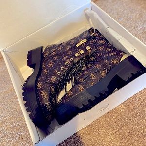 Brand New! Size 8 1/2 Women’s Guess Boots
